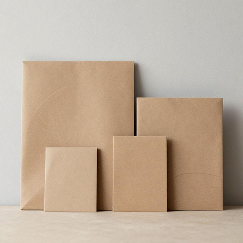 Papel Kraft Natural: Benefícios e Aplicações Sustentáveis na Papelaria e Decoração